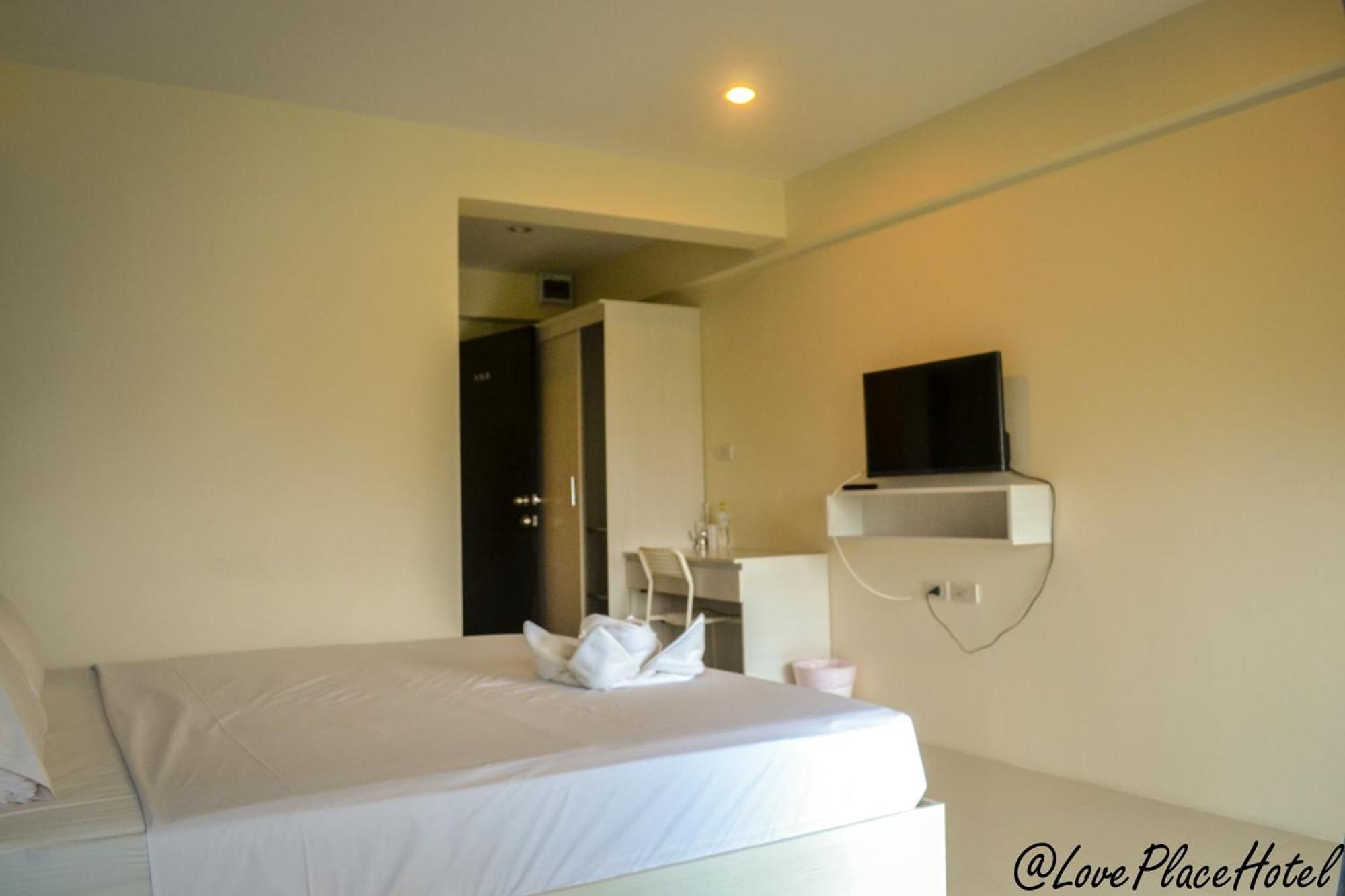 Sixty Star Love Place Hotel 방콕 외부 사진